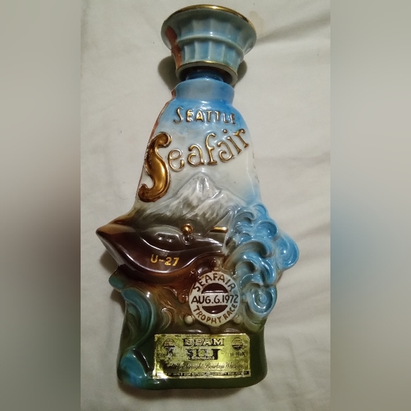 VINTAGE 50 YEARS OLD EMPTY BOTTLE DECANTER JIMBEAM . - Picture 4 of 5